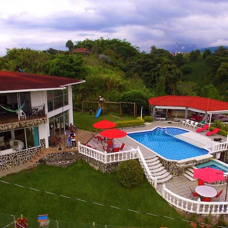 Castillo Del Toro Guest House Armenia  Exterior photo